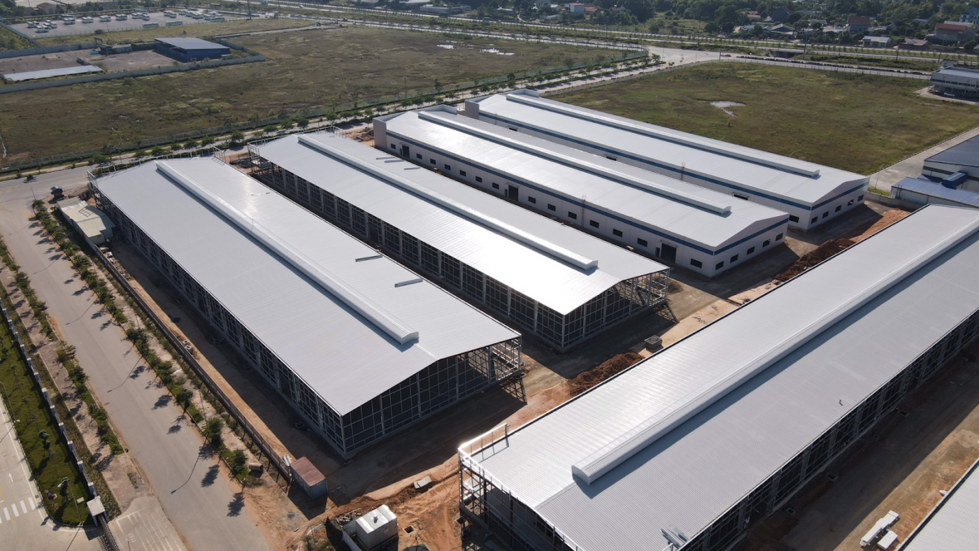 (Xưởng xây sẵn liền kề tại KCN Yên Bình - Thái Nguyên)