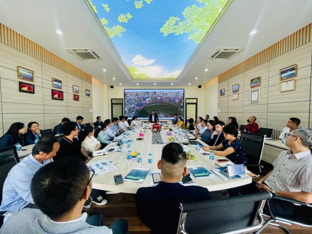 VKI tham gia "Hội nghị kết nối đầu tư' tại KCN Cầu Cảng Phước Đông 1 vki-tham-gia-hoi-nghi-ket-noi-dau-tu-cau-cang-phuoc-dong