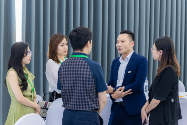 VKI tổ chức thành công Diễn đàn Đầu tư và Xây dựng nhà máy công nghiệp 2 PINK2260