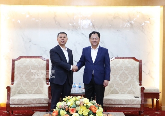dong chi chu tich ubnd tinh thai nguyen trinh viet hung tiep lanh dao tap doan trina solar 1699265190150628447781